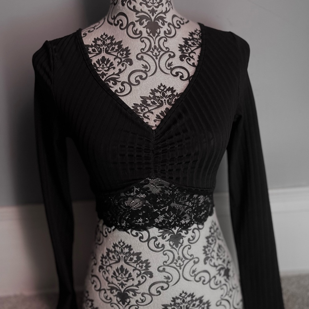 black lace crop-top